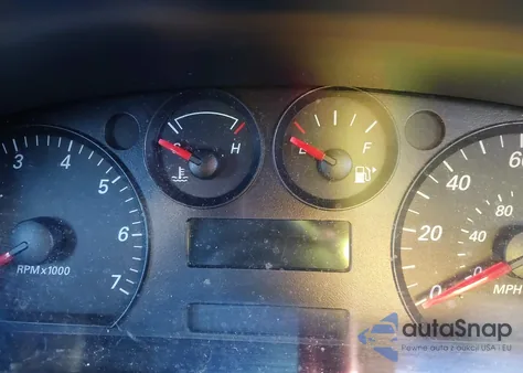 2004 Ford Taurus Se z USA, uszkodzony, nr VIN 1FAFP53254A174779